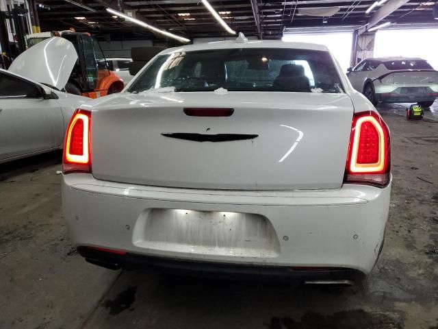 2016 Chrysler 300 S