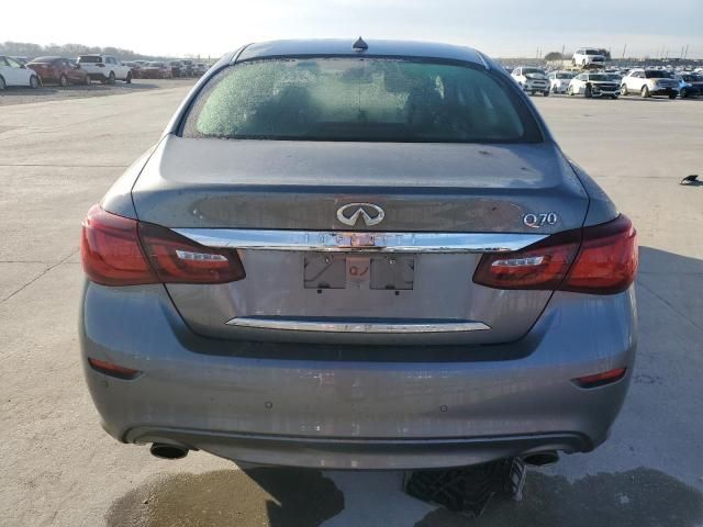 2016 Infiniti Q70 3.7