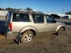 2005 Nissan Pathfinder LE