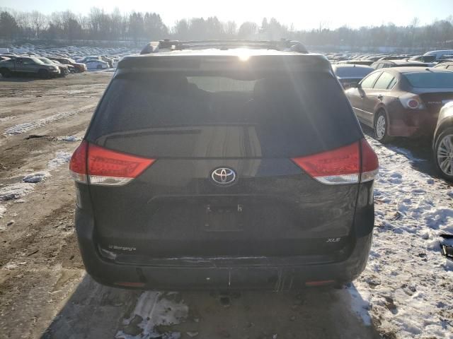 2011 Toyota Sienna XLE