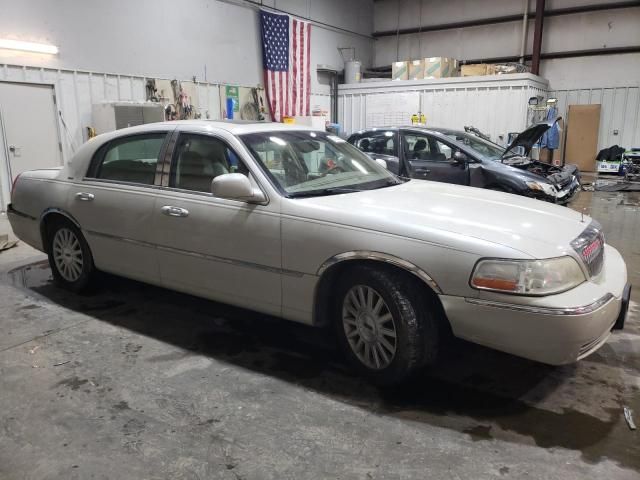 2004 Lincoln Town Car Ultimate