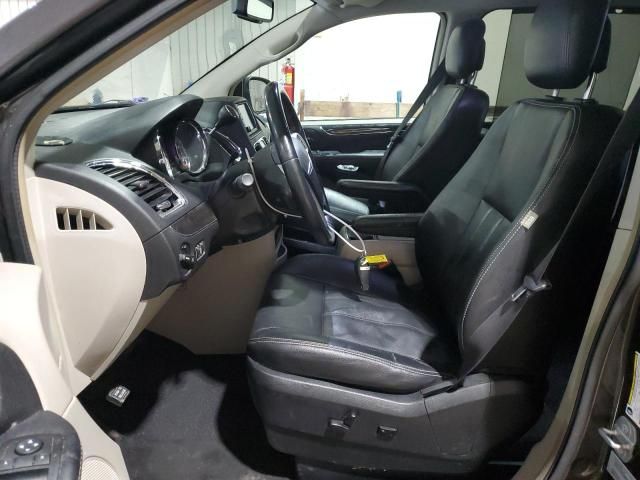 2015 Chrysler Town & Country Touring