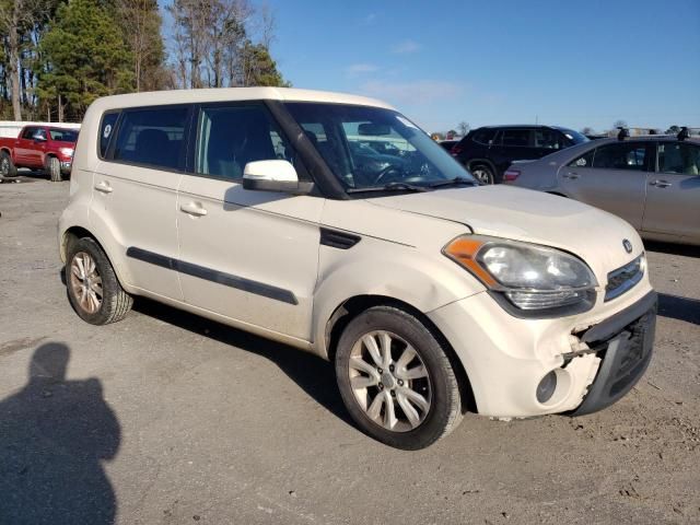 2013 KIA Soul +