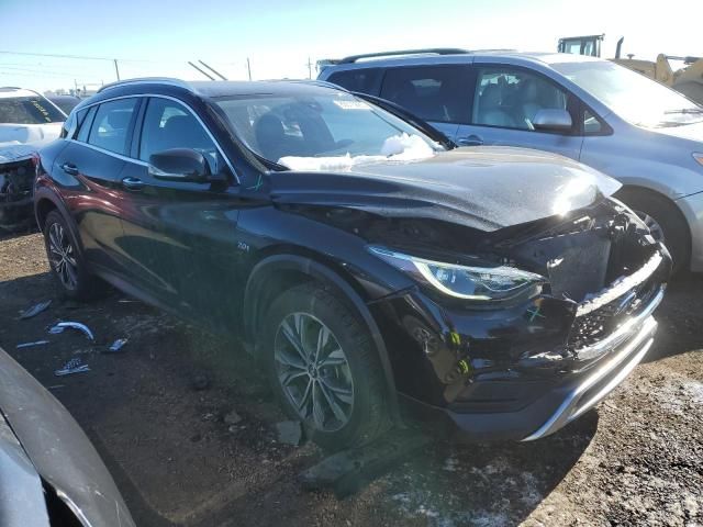 2017 Infiniti QX30 Base