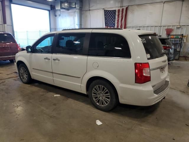 2014 Chrysler Town & Country Touring L