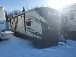 Salvage trucks for sale at Moncton, NB auction: 2016 Keystone Outback