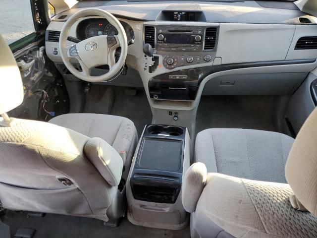 2012 Toyota Sienna LE