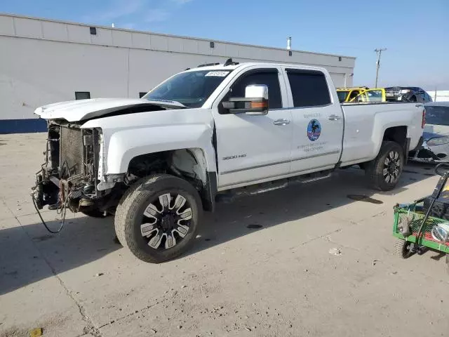 2016 Chevrolet Silverado K3500 LTZ