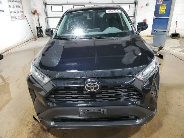 2022 Toyota Rav4 LE