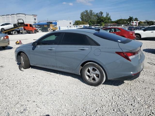 2021 Hyundai Elantra SE