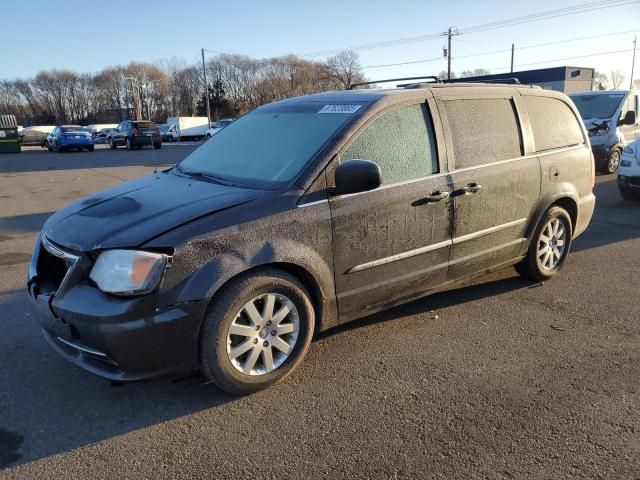 2013 Chrysler Town & Country Touring