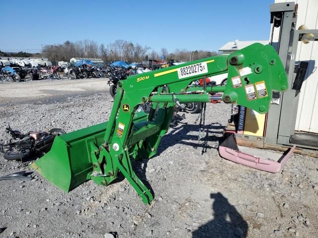 2021 John Deere 520M