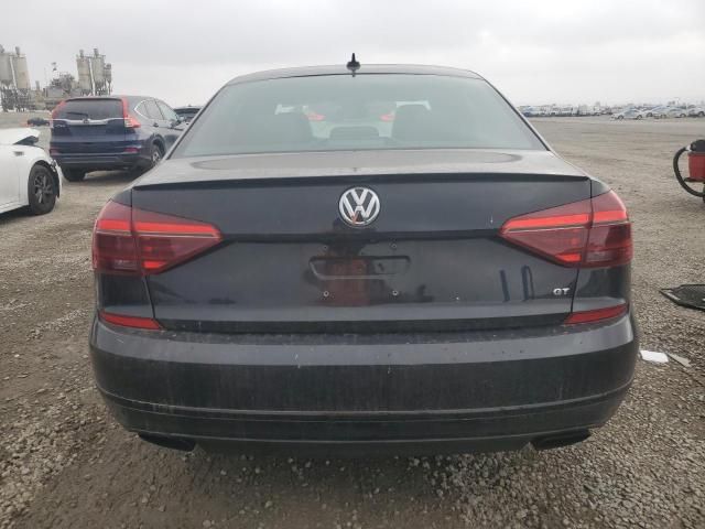 2018 Volkswagen Passat GT