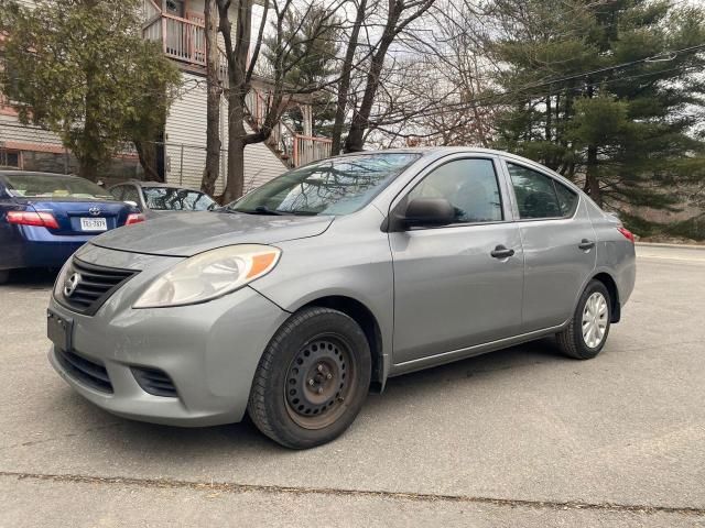 2013 Nissan Versa S