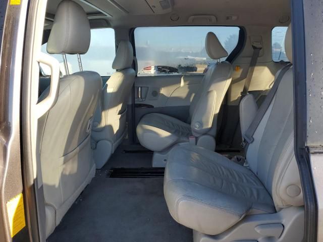 2011 Toyota Sienna XLE