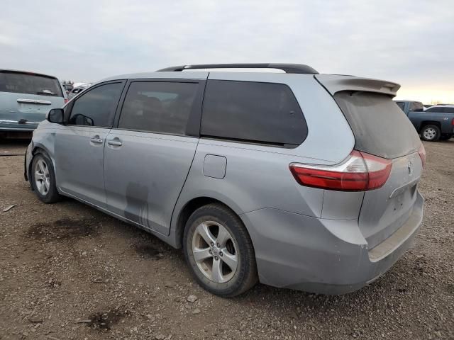 2015 Toyota Sienna LE