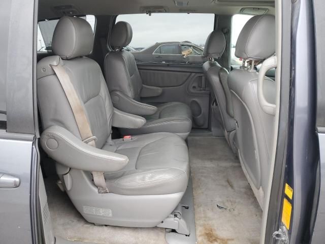 2007 Toyota Sienna XLE