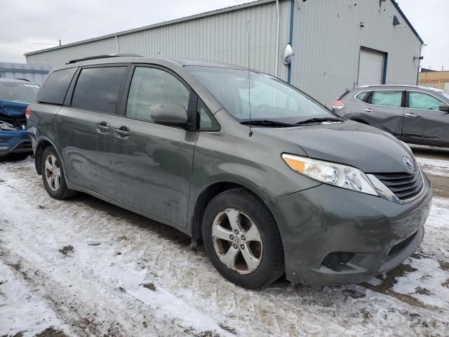 2011 Toyota Sienna LE