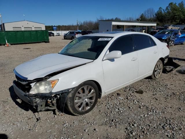 2010 Toyota Avalon XL