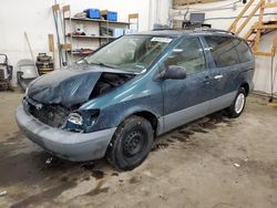 Vehiculos salvage en venta de Copart Ham Lake, MN: 1998 Toyota Sienna LE