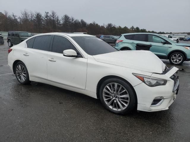 2018 Infiniti Q50 Luxe