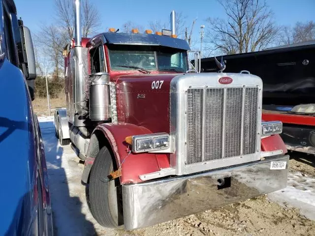 2004 Peterbilt 379