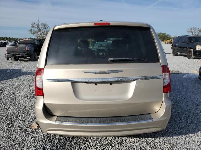 2013 Chrysler Town & Country Touring