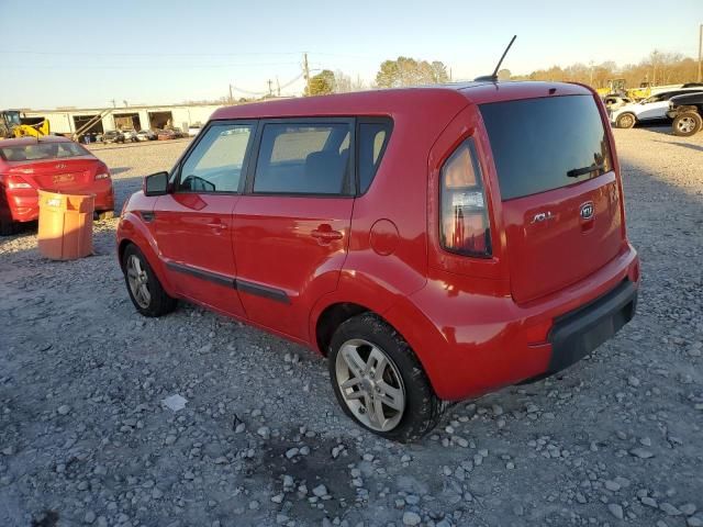 2011 KIA Soul +