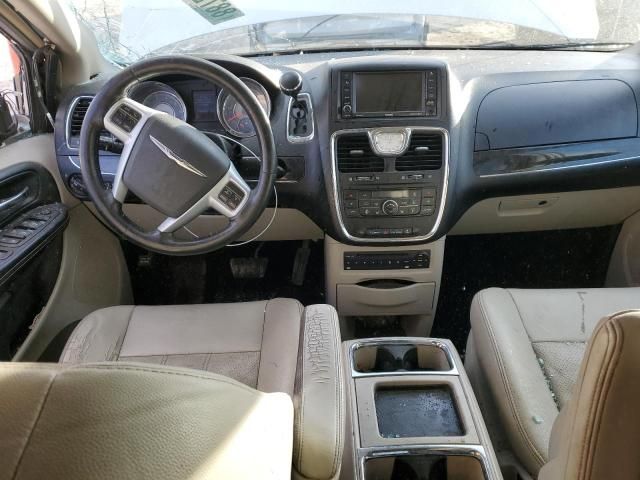 2012 Chrysler Town & Country Touring L