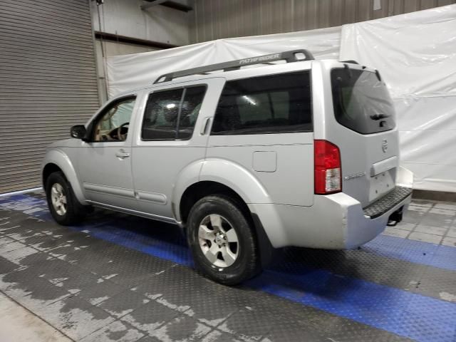 2006 Nissan Pathfinder LE