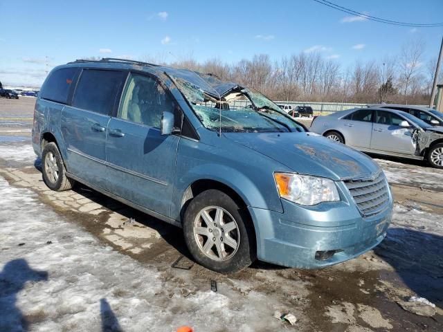 2010 Chrysler Town & Country Touring