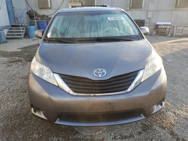 2011 Toyota Sienna LE