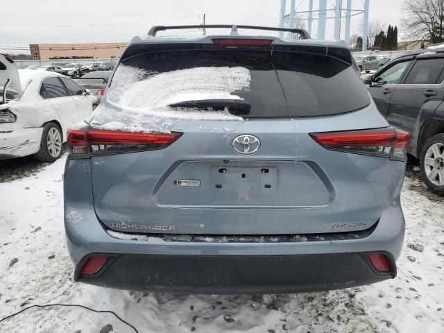 2022 Toyota Highlander XLE