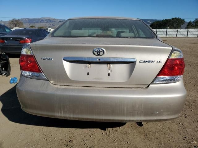 2005 Toyota Camry LE