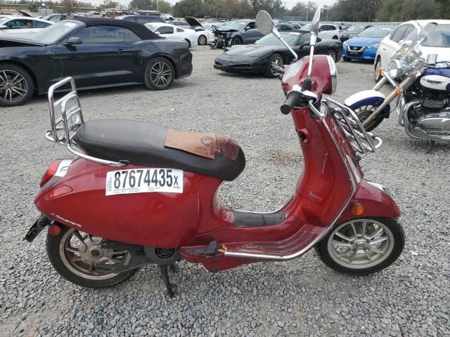 2020 Vespa 150