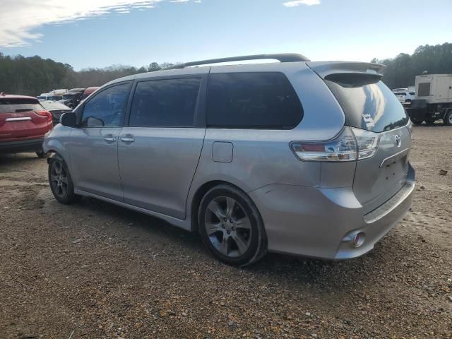 2014 Toyota Sienna Sport