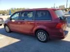 2012 Volkswagen Routan SE