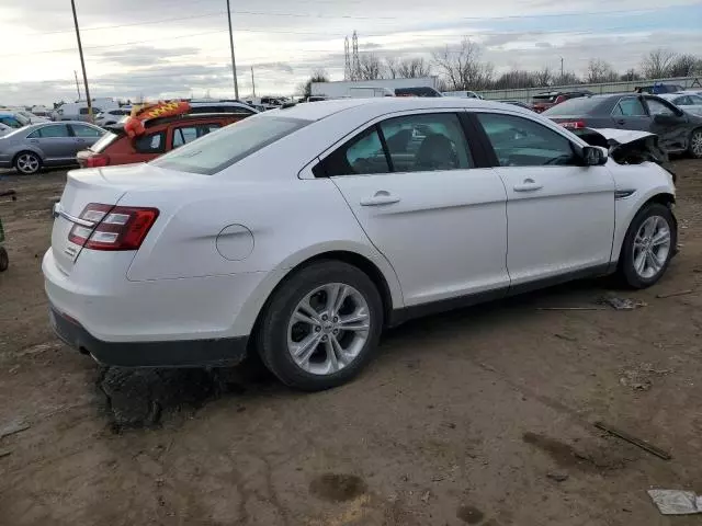 2014 Ford Taurus SEL