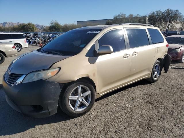 2011 Toyota Sienna LE