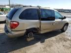 2004 Chrysler Town & Country LX