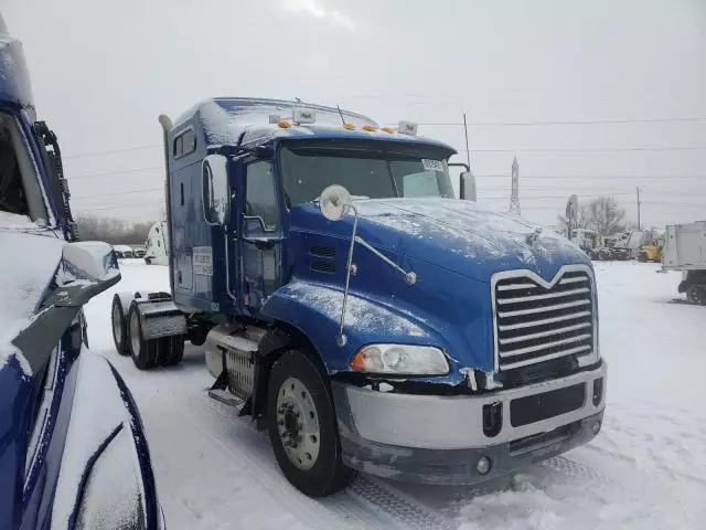 2015 Mack 600 CXU600