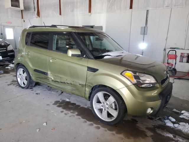 2010 KIA Soul +