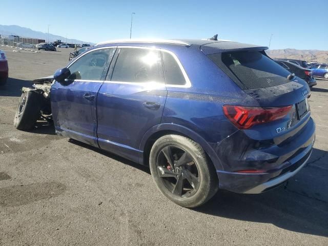 2022 Audi Q3 Premium 40