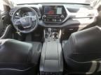 2022 Toyota Highlander Hybrid Platinum