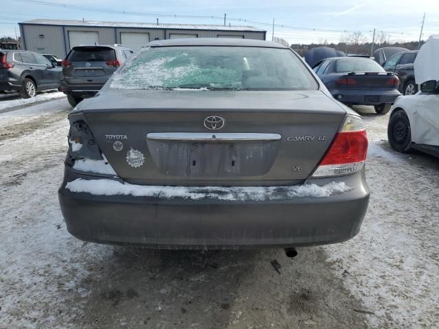 2005 Toyota Camry LE