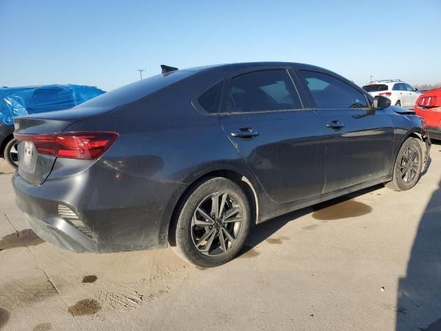 2023 KIA Forte LX