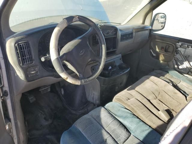 2001 Chevrolet Express Cutaway G3500