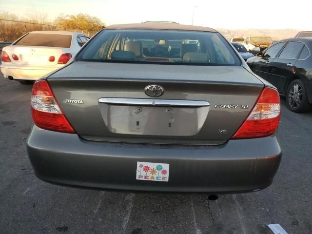 2004 Toyota Camry LE