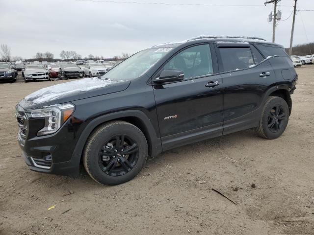 2022 GMC Terrain AT4