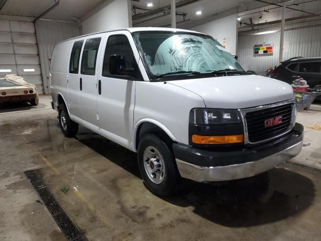 2017 GMC Savana G25